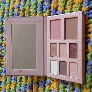Mally Beauty Glow Get 'Em Girl Eye & Cheek Palette 🎨 EUC.